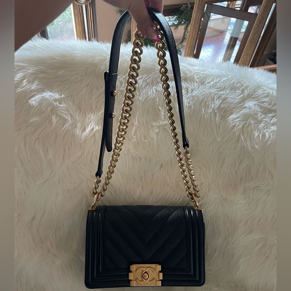 CHANEL CLASSIC small boy bag - Picture 11 of 17